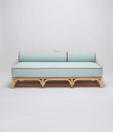 Coussin design Colette, uni bleu